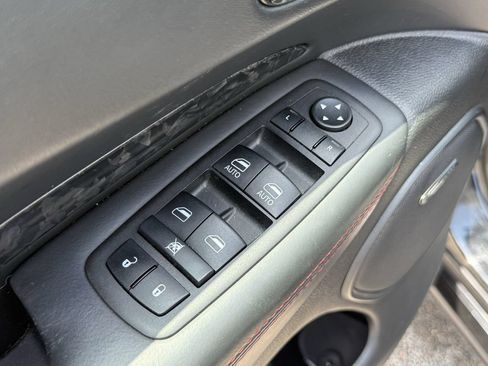Used 2023 Dodge Durango R/T RWD image 11