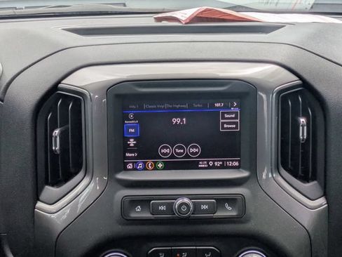 Used 2025 Chevrolet Silverado 2500 Custom w/ Custom Convenience Package AWD/4WD image 18