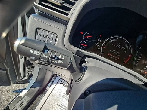 Used 2022 Lexus LX 600 F Sport image 27