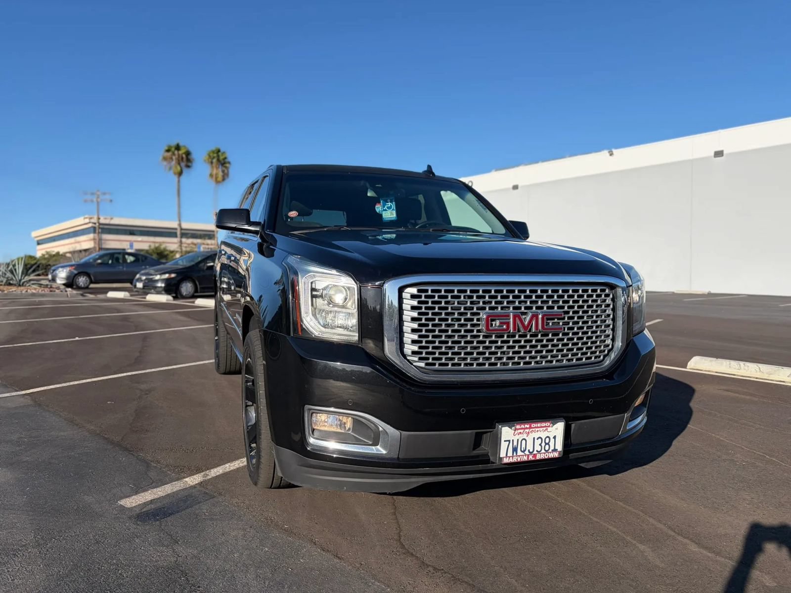 Used 2017 GMC Yukon Denali w/ Open Road Package RWD image 3