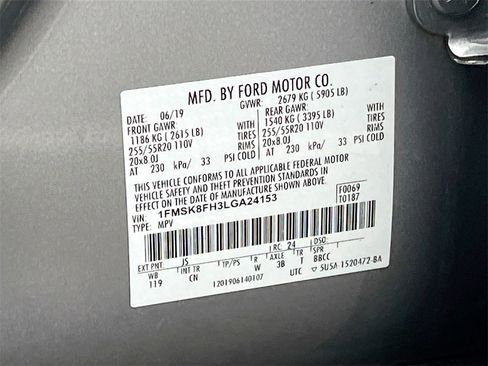 Used 2020 Ford Explorer Limited image 32