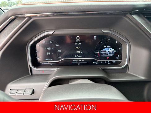 Used 2024 GMC Sierra 1500 AT4 w/ Technology Package AWD/4WD image 16