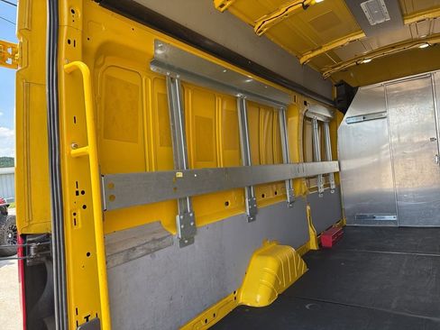 Used 2022 Ford Transit 250 148 High Roof Extended w/ Parcel Delivery Package RWD image 14