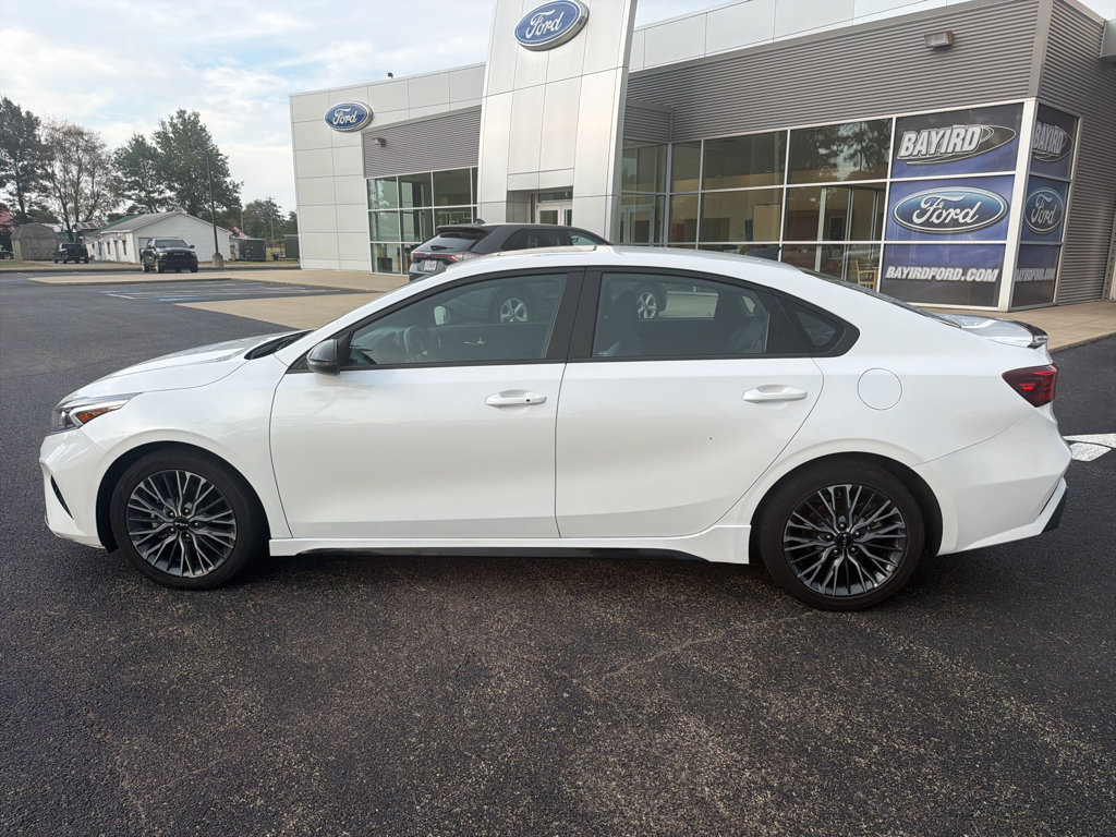 Used 2024 Kia Forte GT-Line w/ GT-Line Premium Package FWD image 9