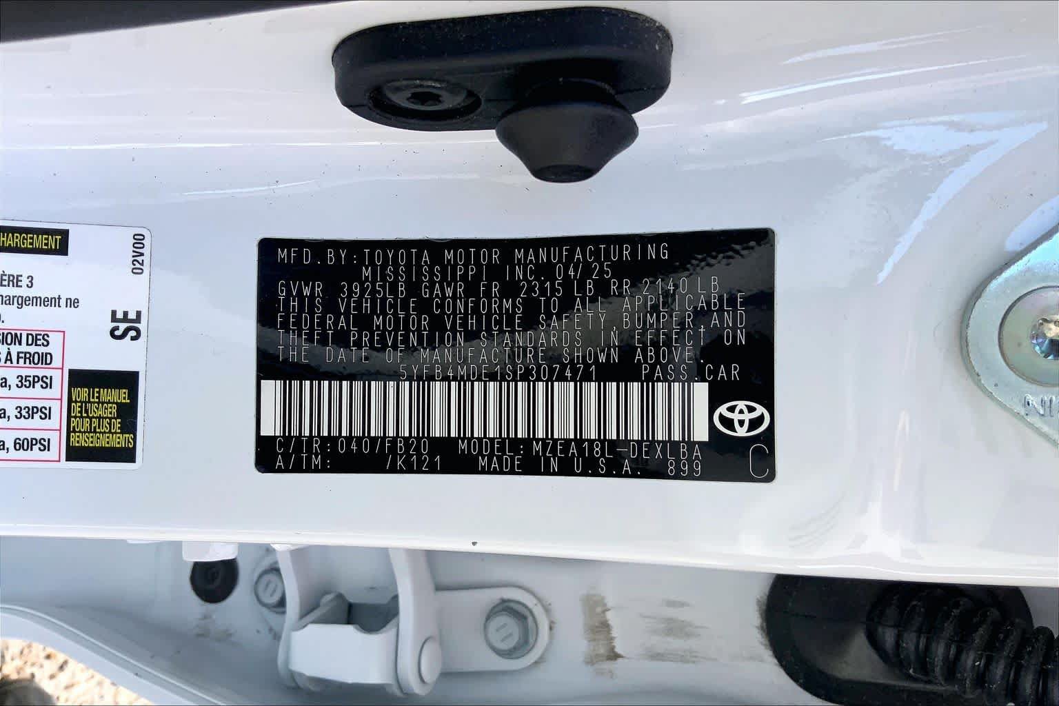 Used 2025 Toyota Corolla LE FWD image 34