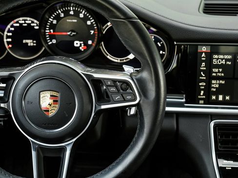 Used 2018 Porsche Panamera 4 AWD/4WD image 22