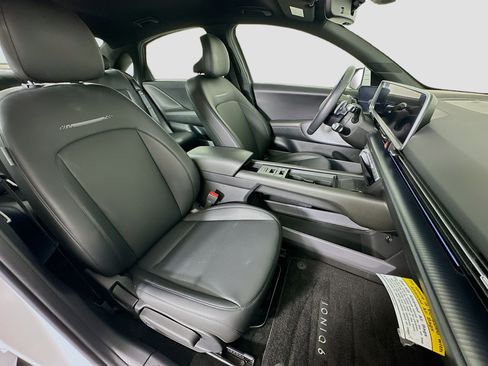 Used 2024 Hyundai Ioniq 6 SEL RWD image 32