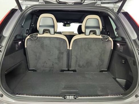 Used 2027 Volvo XC90 B6 Plus AWD/4WD image 43