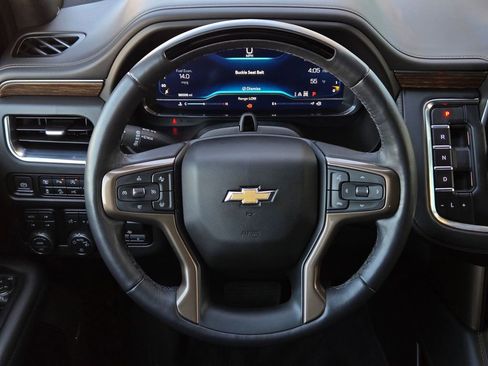 Used 2023 Chevrolet Tahoe High Country w/ Advanced Technology Package AWD/4WD image 24