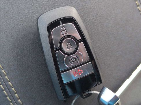 New 2025 Ford Bronco Badlands w/ Sasquatch Package image 25