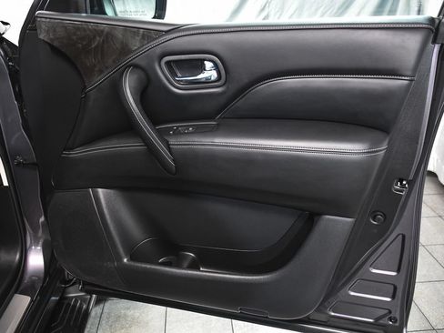 Used 2023 INFINITI QX80 Luxe w/ Cargo Package AWD/4WD image 14