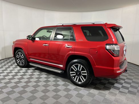 Used 2018 Toyota 4Runner Limited image 2