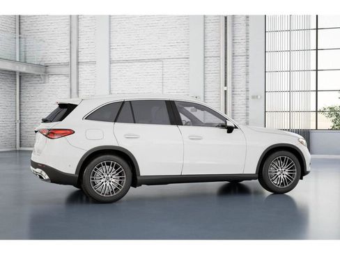 New 2026 Mercedes-Benz GLC 300 4MATIC image 18
