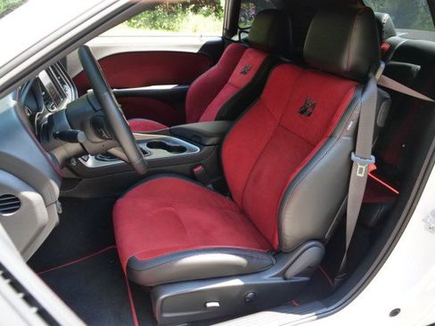 Used 2022 Dodge Challenger R/T Scat Pack RWD image 24