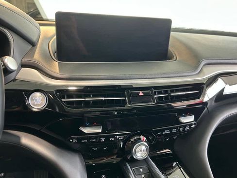 Used 2023 Acura MDX SH-AWD w/ Technology Package image 13