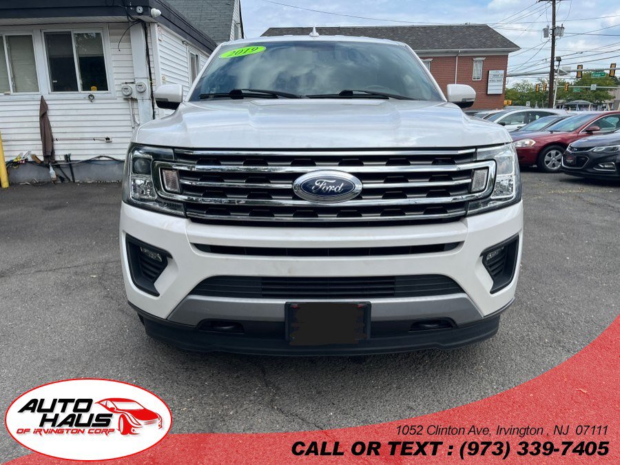 Used 2019 Ford Expedition XLT w/ Equipment Group 202A AWD/4WD image 1