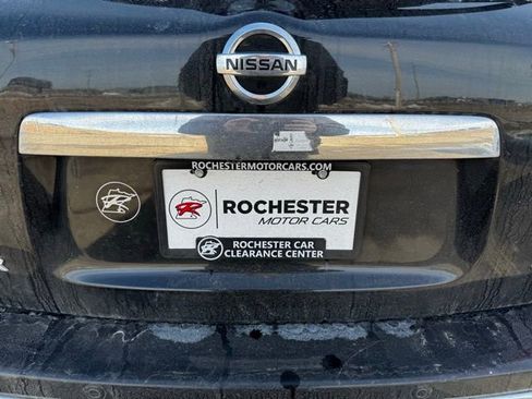 Used 2018 Nissan Pathfinder SL image 45