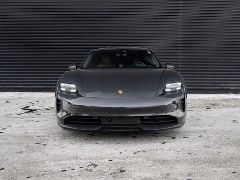 Certified 2023 Porsche Taycan GTS image 28