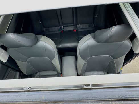 Used 2025 Toyota Camry XLE FWD image 14