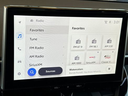 Certified 2025 Toyota Corolla SE image 21