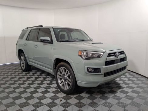 Used 2022 Toyota 4Runner TRD Sport image 3