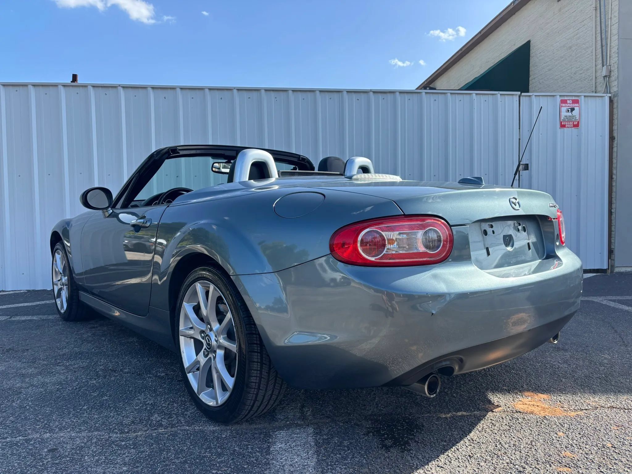 Used 2013 MAZDA MX-5 Miata Grand Touring RWD image 4