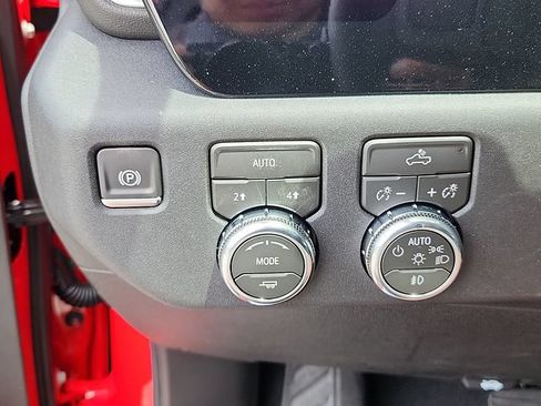 New 2026 GMC Sierra 1500 Elevation AWD/4WD image 16