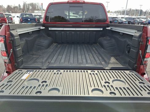 Used 2023 Nissan Frontier PRO-4X w/ Pro Convenience Package AWD/4WD image 28