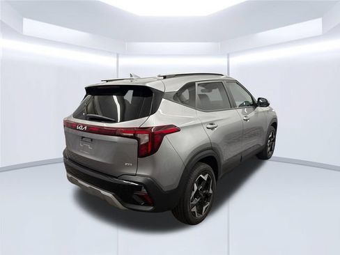 Certified 2025 Kia Seltos S AWD/4WD image 6