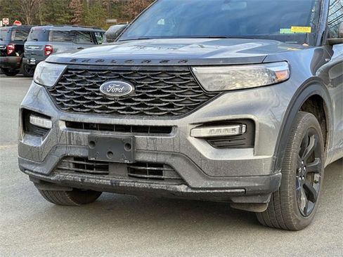 Used 2024 Ford Explorer ST-Line w/ Class IV Trailer Tow Package image 6