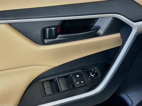 Used 2020 Toyota RAV4 LE w/ All Weather Liner Package FWD image 24