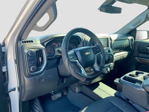 Used 2020 Chevrolet Silverado 1500 LT w/ Texas Edition image 9