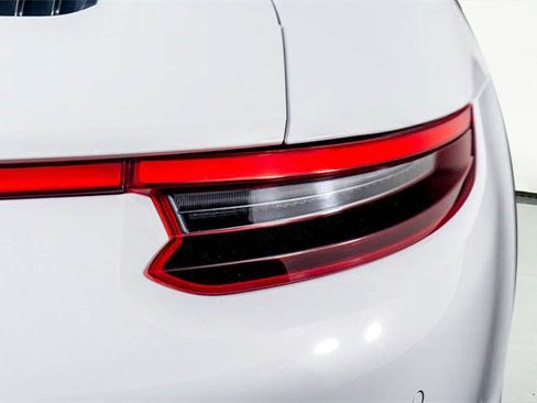 Used 2019 Porsche 911 Carrera 4S AWD/4WD image 13