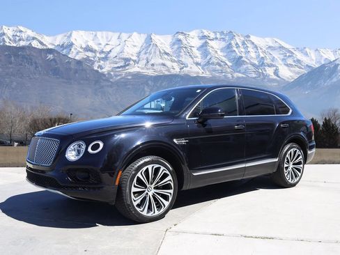 Used 2017 Bentley Bentayga AWD/4WD image 2