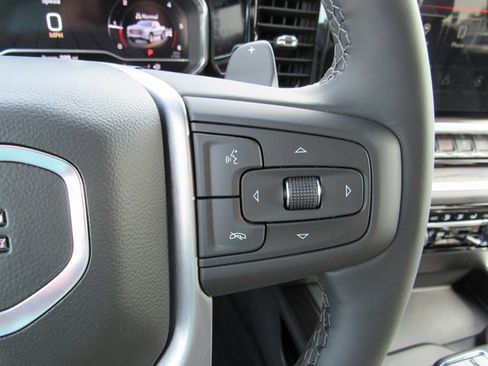 New 2025 GMC Sierra 1500 SLT w/ SLT Premium Plus Package image 17