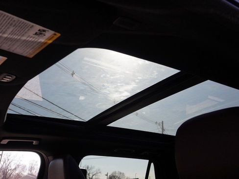 Used 2024 Ford Expedition Limited image 26