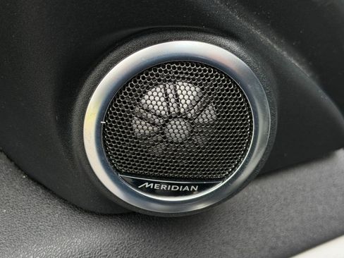 Used 2023 Land Rover Range Rover Evoque R-Dynamic S image 21