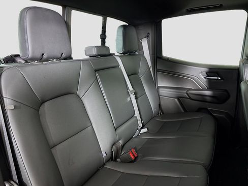 New 2025 GMC Canyon Elevation w/ Convenience Package image 27