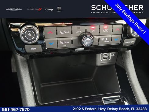 New 2026 Jeep Compass Latitude w/ Sun and Sound Group AWD/4WD image 15