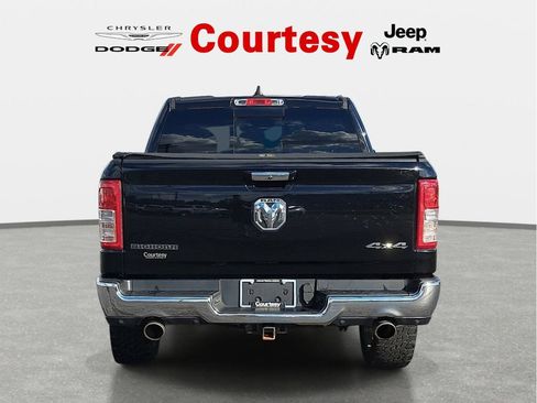 Used 2019 RAM 1500 Big Horn AWD/4WD image 5
