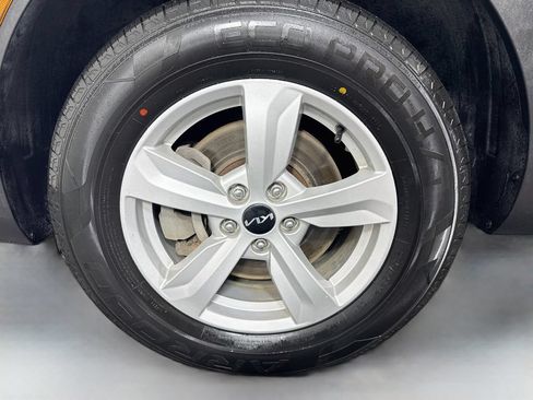 Used 2022 Kia Sorento LX AWD/4WD image 35