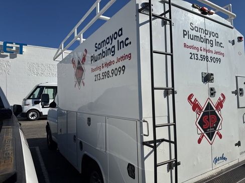 Used 2019 Chevrolet Express 3500 w/ Power Convenience Package image 5