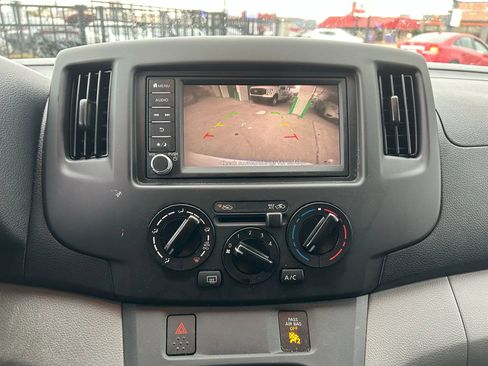 Used 2020 Nissan NV200 SV w/ Back Door Glass Package image 20