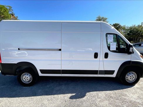 Used 2023 RAM ProMaster 2500 image 16