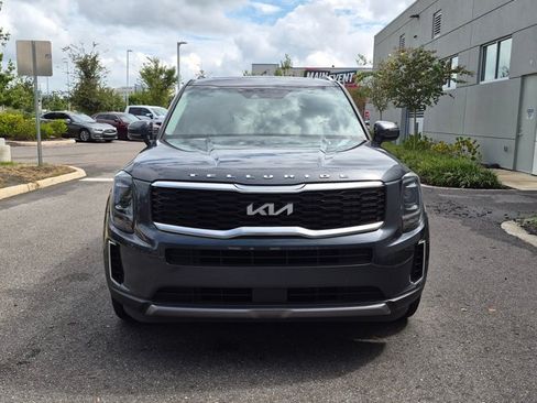 Used 2022 Kia Telluride EX w/ Towing Package FWD image 2