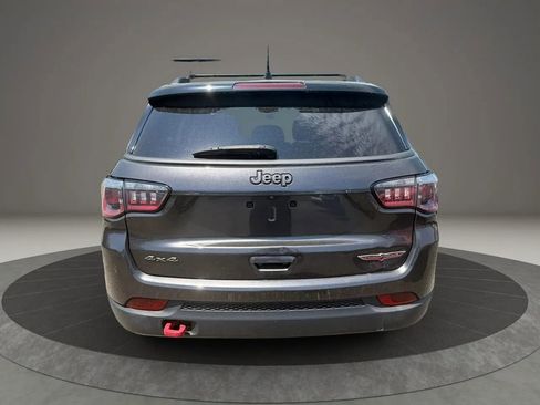 Used 2017 Jeep Compass Trailhawk w/ Popular Equipment Group AWD/4WD image 6