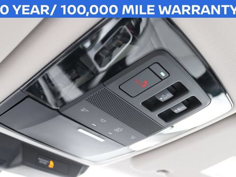 Used 2025 Mitsubishi Outlander AWD image 40