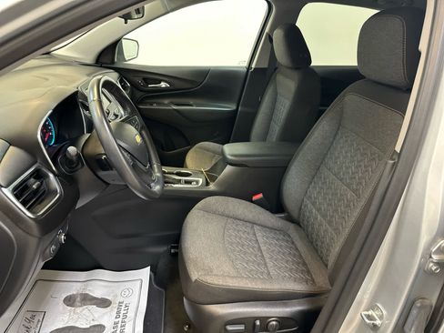 Used 2022 Chevrolet Equinox LT image 11