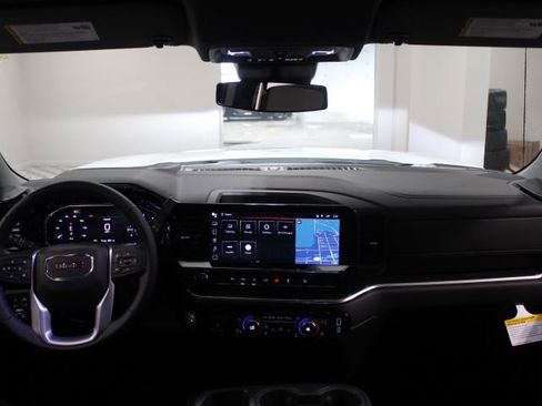 New 2026 GMC Sierra 1500 SLE w/ X31 Off-Road Package image 3