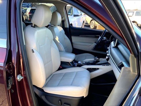 Used 2021 Kia Telluride EX w/ EX Premium Package image 8